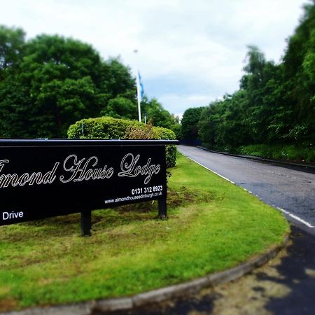 Almond House Lodge Edinburgh Dış mekan fotoğraf