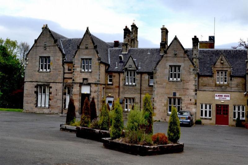 Almond House Lodge Edinburgh Dış mekan fotoğraf